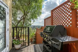 1404 Corona Dr, Glendale, CA 91205 - Photo 50