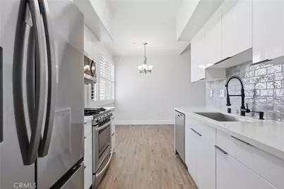 300 E Providencia #205, Burbank, CA 91502 - Photo 10
