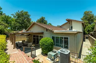 23540 Via Amado, Valencia, CA 91355 - Photo 38