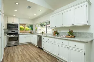 23540 Via Amado, Valencia, CA 91355 - Photo 14