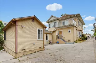 1107 S Mariposa Ave, Los Angeles, CA 90006 - Photo 4