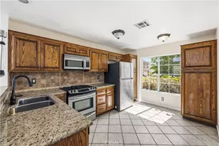 2856 Cloverdale Ct, Palmdale, CA 93551 - Photo 12