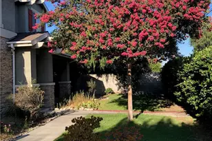 903 W Gladstone St, Azusa, CA 91702 - Photo 48