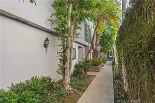 10933 Wellworth Ave, Los Angeles, CA 90024 - Photo 2