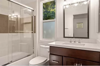 308 N Oak Avenue, Pasadena, CA 91107 - Photo 36