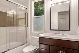 308 N Oak Ave, Pasadena, CA 91107 - Photo 36