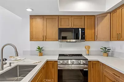 11917 Heritage Circle, Downey, CA 90241 - Photo 8