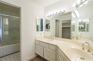 235 S Holliston, Pasadena, CA 91106 - Photo 14