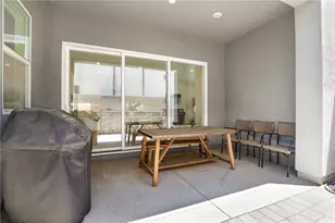 27512 Golden Currant Pl, Valencia, CA 91381 - Photo 32