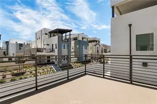 27512 Golden Currant Pl, Valencia, CA 91381 - Photo 30