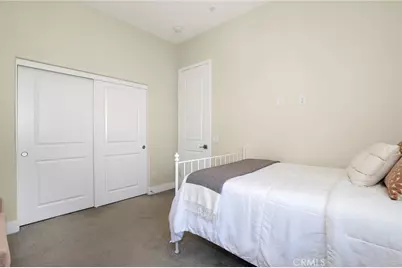 27512 Golden Currant Place, Valencia, CA 91381 - Photo 12