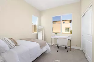 27512 Golden Currant Pl, Valencia, CA 91381 - Photo 10