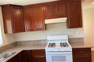 465 N Marengo Ave, Pasadena, CA 91101 - Photo 16