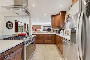 12520 Stagg St, Los Angeles, CA 91605 - Photo 6