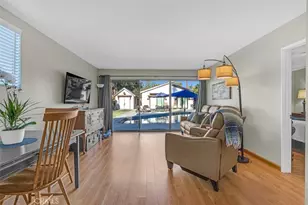 870 S Euclid Ave, Pasadena, CA 91106 - Photo 10