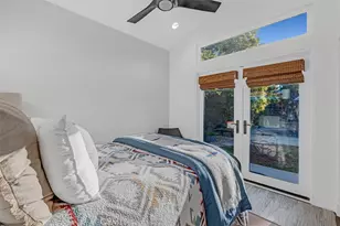 870 S Euclid Ave, Pasadena, CA 91106 - Photo 26