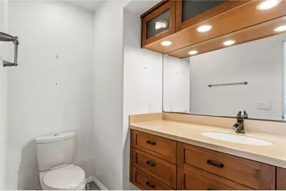 716 Manhattan Beach Boulevard, Manhattan Beach, CA 90266 - Photo 42