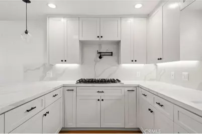 716 Manhattan Beach Boulevard, Manhattan Beach, CA 90266 - Photo 20
