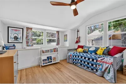 17061 Parthenia St, Sherwood Forest, CA 91325 - Photo 26