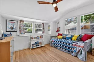 17061 Parthenia St, Sherwood Forest, CA 91325 - Photo 26