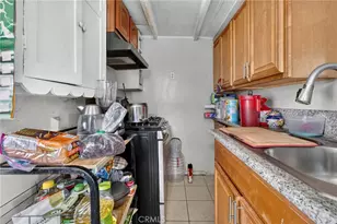 464 Hoefner Ave, Los Angeles, CA 90022 - Photo 12