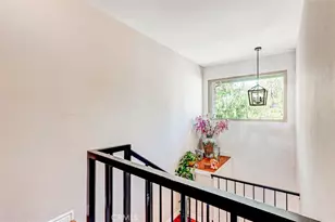 10480 Sunland Blvd, Sunland, CA 91040 - Photo 16