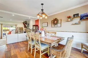 10480 Sunland Blvd, Sunland, CA 91040 - Photo 12