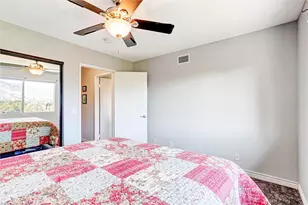 10480 Sunland Blvd, Sunland, CA 91040 - Photo 30