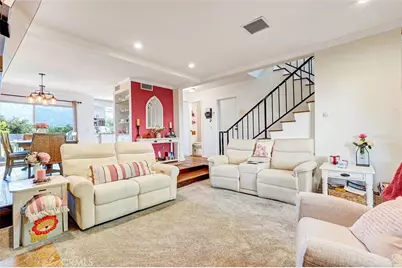 10480 Sunland Boulevard #7, Sunland, CA 91040 - Photo 4