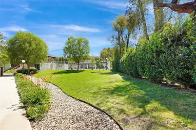 10480 Sunland Boulevard #7, Sunland, CA 91040 - Photo 38
