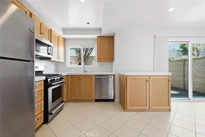 5664 Etiwanda, Tarzana, CA 91356 - Photo 10