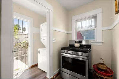 4406 Prospect, Los Angeles, CA 90027 - Photo 26