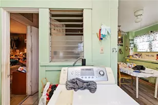 1438 W 70th, Los Angeles, CA 90047 - Photo 10