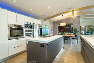2770 Mira Vista Dr, Glendale, CA 91208 - Photo 14