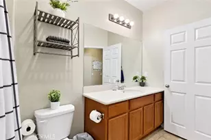 14671 Sherman Way, Van Nuys, CA 91405 - Photo 20