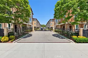14671 Sherman Way, Van Nuys, CA 91405 - Photo 2