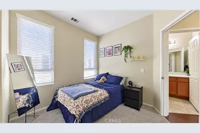 14671 Sherman Way, Van Nuys, CA 91405 - Photo 18