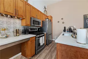 4652 Don Lorenzo, Los Angeles, CA 90008 - Photo 16