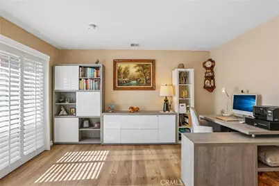 569 E Tujunga Avenue #B, Burbank, CA 91501 - Photo 8