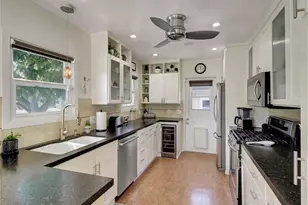 367 Eaton Dr, Pasadena, CA 91107 - Photo 10