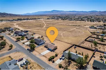 22607 Lucilla, Apple Valley, CA 92308 - Photo 32