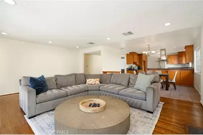 930 Larker Avenue, Los Angeles, CA 90042 - Photo 6