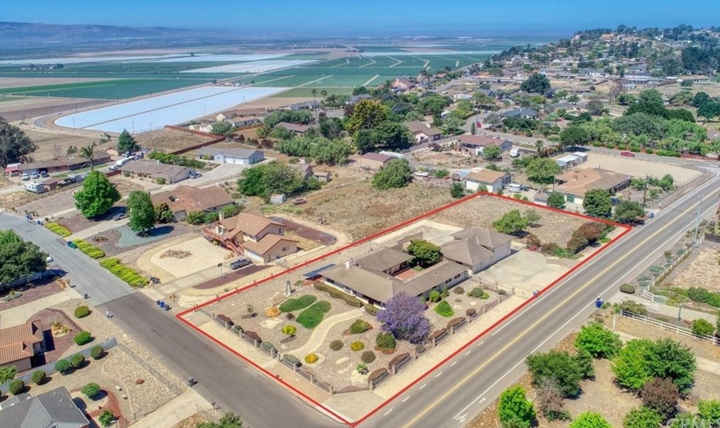 1620 Country Hill Rd, Nipomo, CA 93444