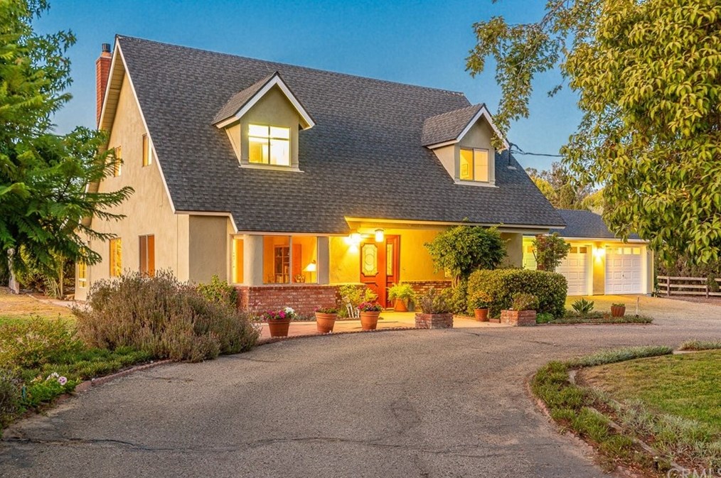 360 Pablo Ln, Nipomo, CA 93444-9257