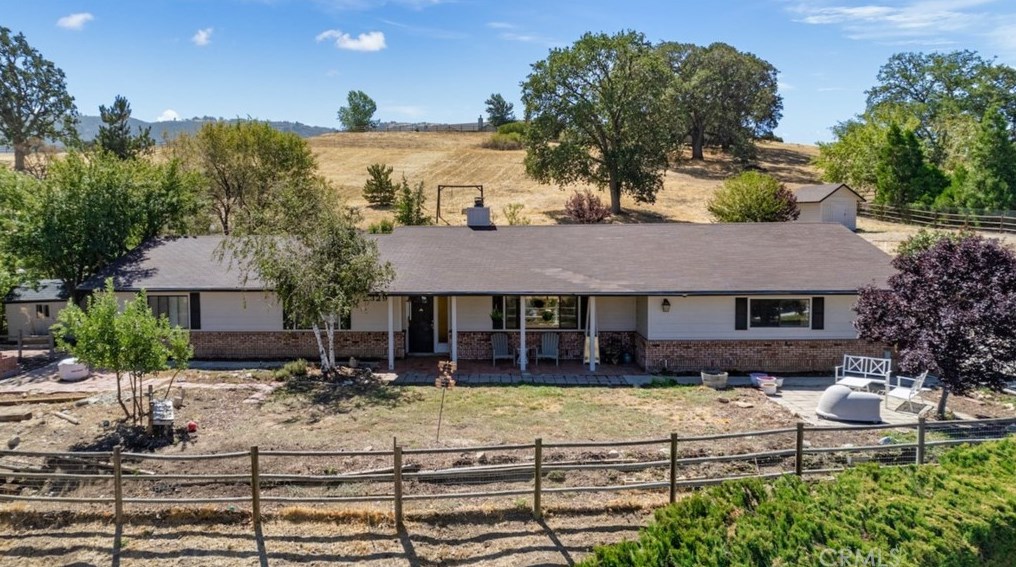 23291 Dart Dr, Tehachapi, CA 93561