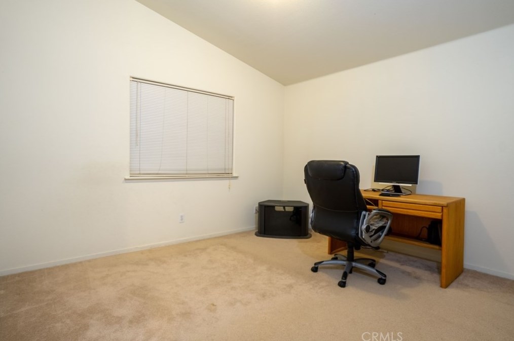 821 Imperial Way, Hanford CA  93230-8559 exterior