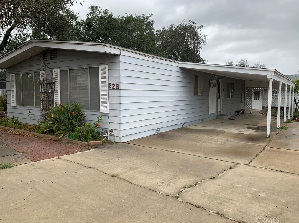 228 Trevino Dr, Nipomo, CA 93444-9533