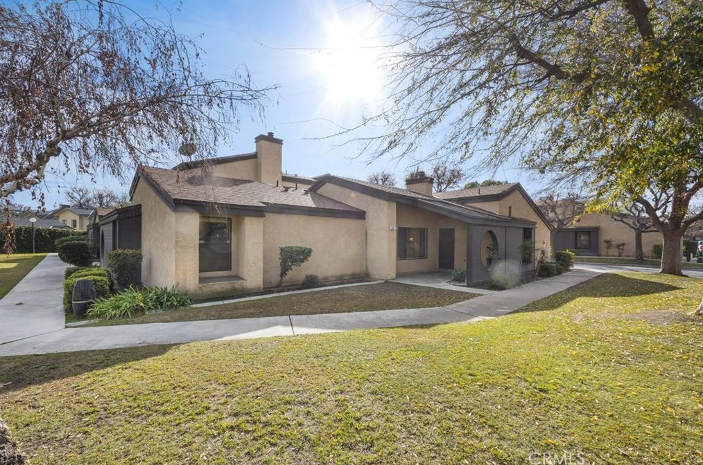 1001 Mohawk St #68, Bakersfield, CA 93309