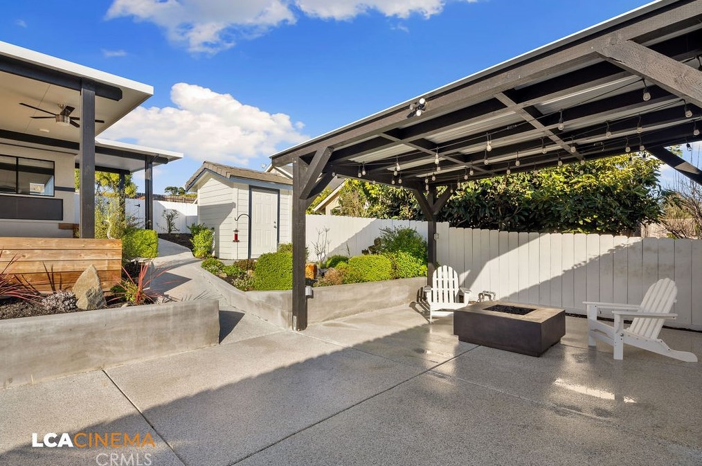 2680 Christmas Tree Pl, Oceano CA  93445-8982 exterior