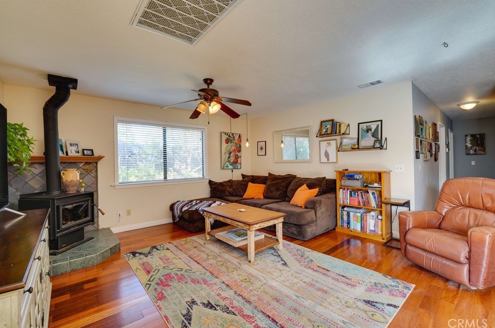 592 Felicity Way, Nipomo CA  93444-9489 exterior